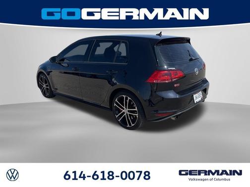 Deep Black Pearl Effect 2017 Volkswagen Golf GTI Sport 4-Door
