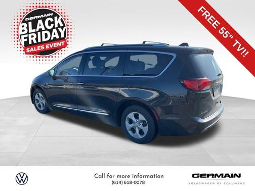 2017 Chrysler Pacifica Touring-L Plus