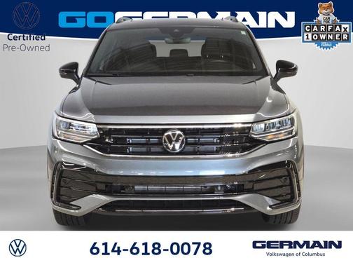Platinum Gray Metallic 2024 Volkswagen Tiguan 2.0T SE R-Line Black