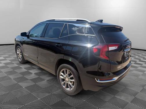 Black 2024 GMC Terrain SLT