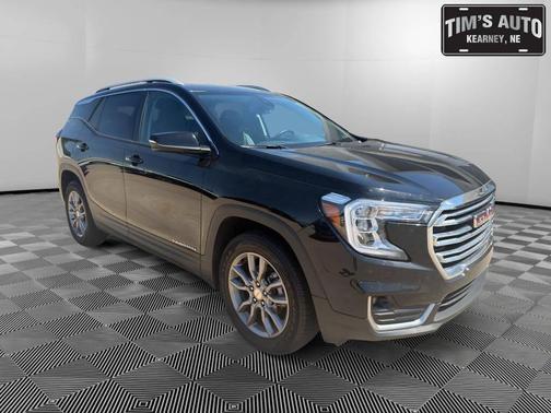 Black 2024 GMC Terrain SLT