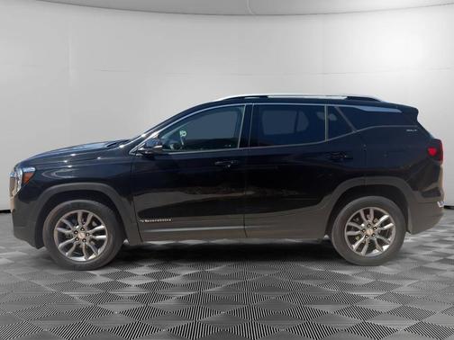 Black 2024 GMC Terrain SLT