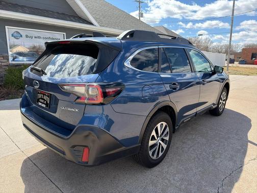 Abyss Blue Pearl 2022 Subaru Outback Premium