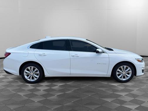 White 2022 Chevrolet Malibu LT