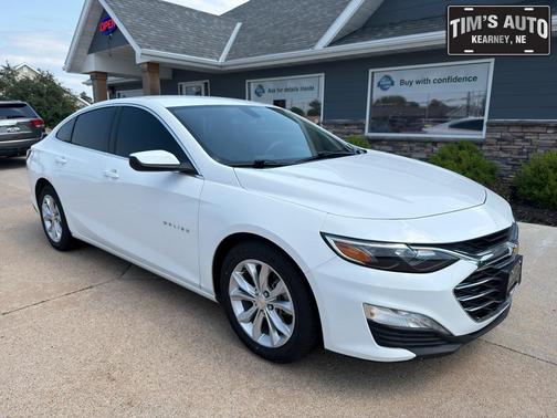 White 2022 Chevrolet Malibu LT