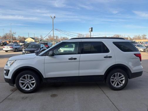 2016 Ford Explorer Base