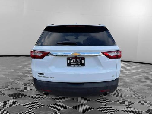 2021 Chevrolet Traverse LT Cloth