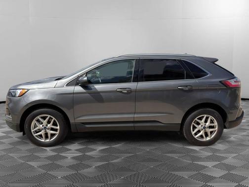 Gray 2022 Ford Edge SEL