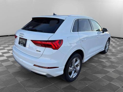 2021 Audi Q3 40 Premium