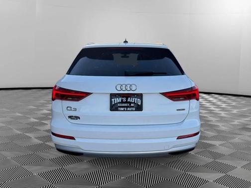 2021 Audi Q3 40 Premium