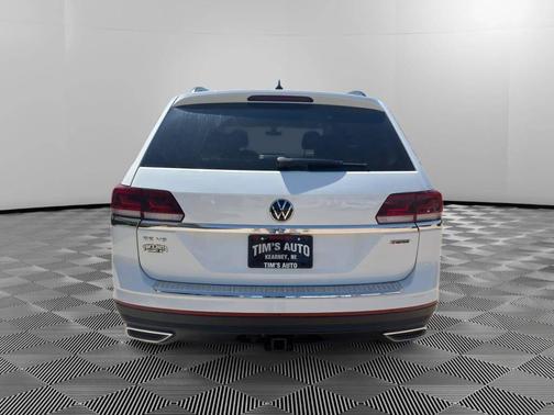 Pure White 2021 Volkswagen Atlas 3.6L SE w/Technology