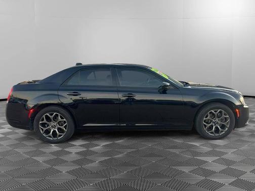 2018 Chrysler 300 S