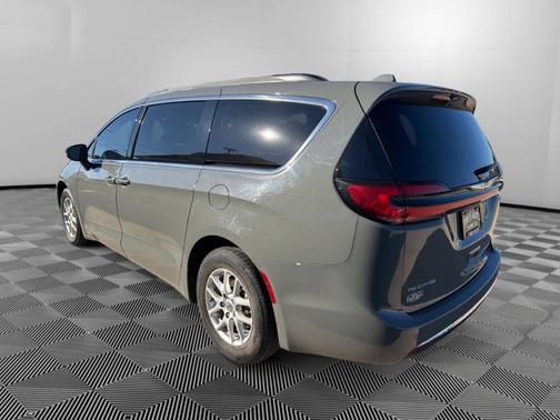 Gray 2022 Chrysler Pacifica Touring-L