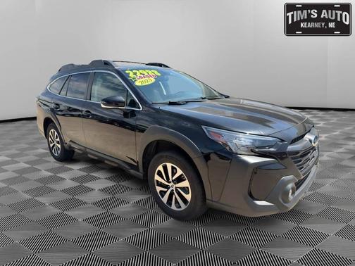 Crystal Black Silica 2023 Subaru Outback Premium
