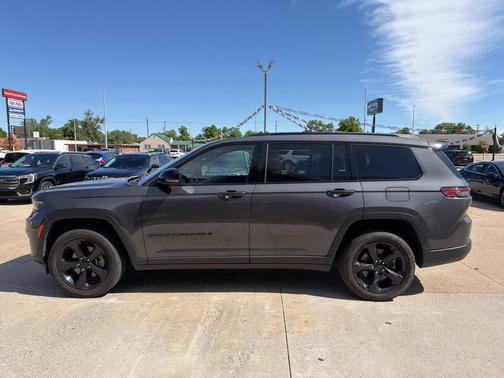 Gray 2024 Jeep Grand Cherokee L Laredo