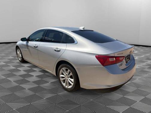 Silver 2018 Chevrolet Malibu LT