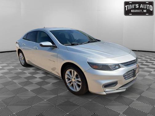 Silver 2018 Chevrolet Malibu LT