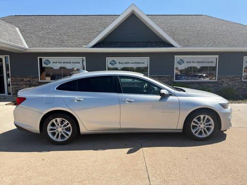 Silver 2018 Chevrolet Malibu LT
