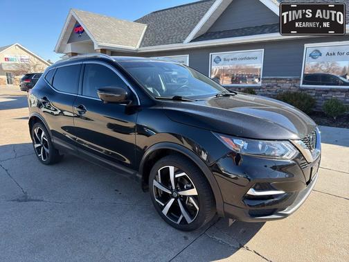 2022 Nissan Rogue Sport SL