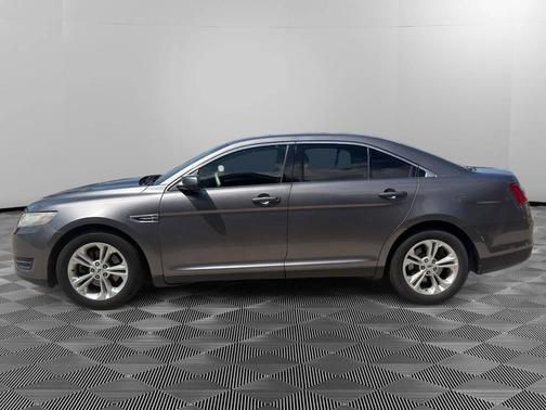 Gray 2013 Ford Taurus SEL