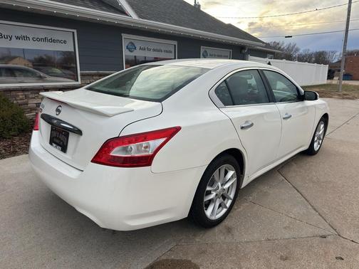 2009 Nissan Maxima 3.5 SV