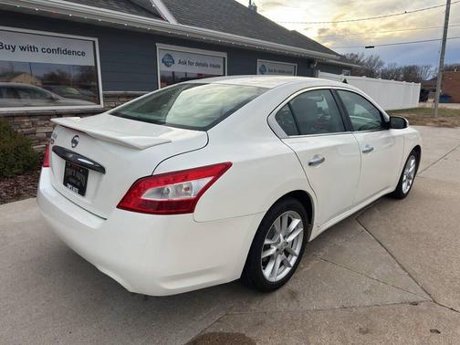 2009 Nissan Maxima 3.5 SV