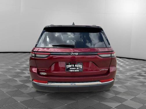 Red 2023 Jeep Grand Cherokee Limited