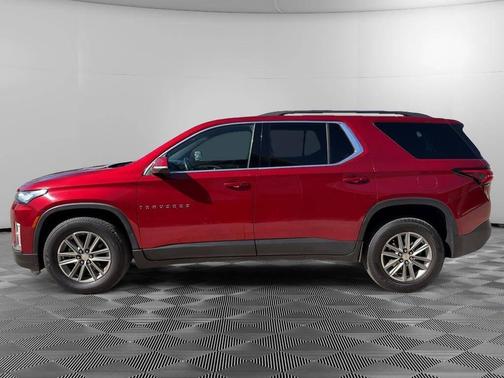Red 2023 Chevrolet Traverse LT Cloth