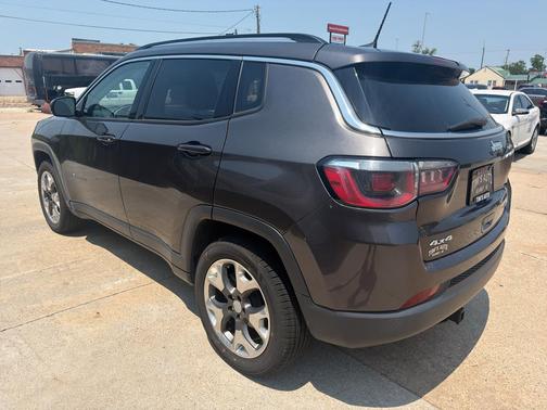 Gray 2019 Jeep Compass Limited