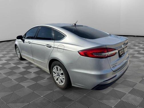 2019 Ford Fusion S