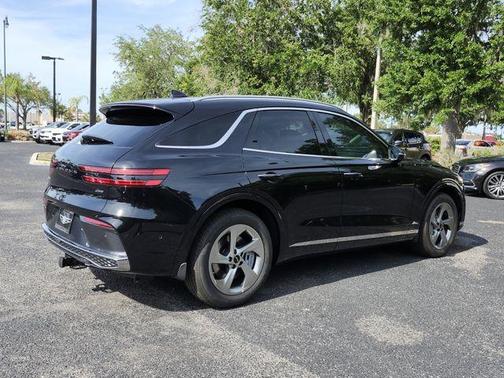 Vik Black 2026 Genesis GV70 2.5T Advanced