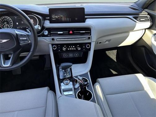 2025 Genesis G70 2.5T