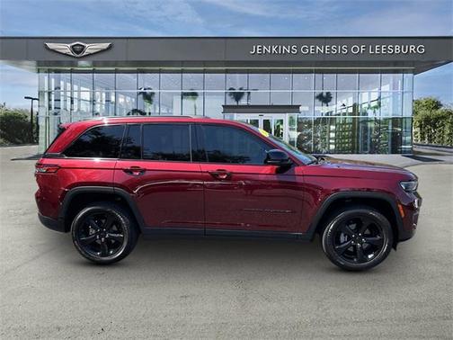 2024 Jeep Grand Cherokee Laredo
