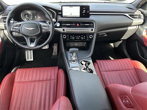 2025 Genesis G70 2.5T