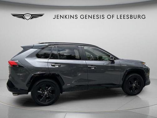 Magnetic Gray Metallic 2020 Toyota RAV4 Hybrid XSE