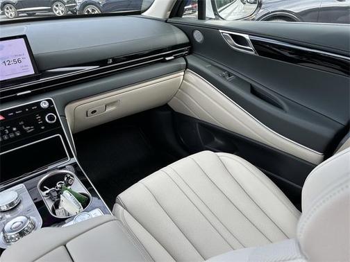 2026 Genesis GV80 2.5T