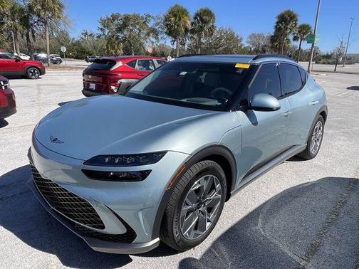 2024 Genesis GV60 Standard