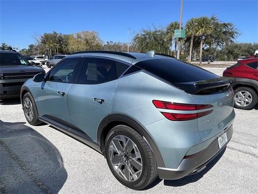 2024 Genesis GV60 Standard