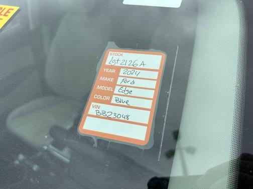 2024 Ford Edge Titanium