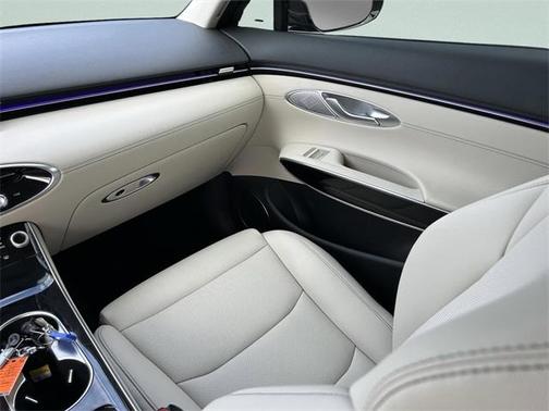 2026 Genesis GV70 2.5T