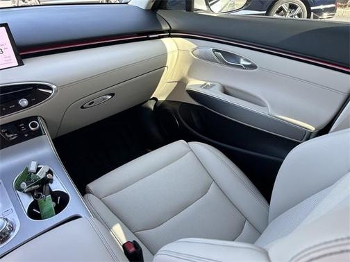 2026 Genesis GV70 2.5T Select