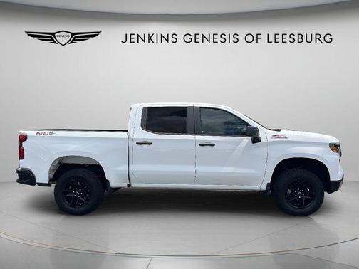 Summit White 2024 Chevrolet Silverado 1500 Custom Trail Boss