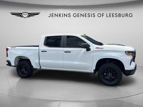 Summit White 2024 Chevrolet Silverado 1500 Custom Trail Boss