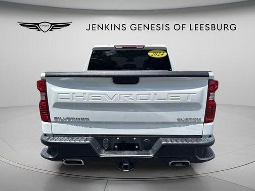 Summit White 2024 Chevrolet Silverado 1500 Custom Trail Boss