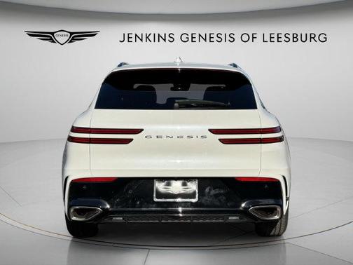 Uyuni White 2027 Genesis GV70 2.5T Sport Prestige