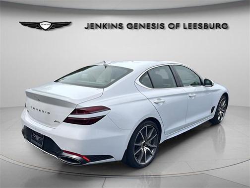 2025 Genesis G70 2.5T