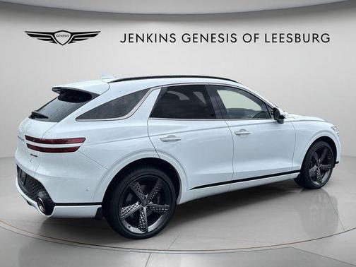Alta White 2025 Genesis GV70 3.5T Sport