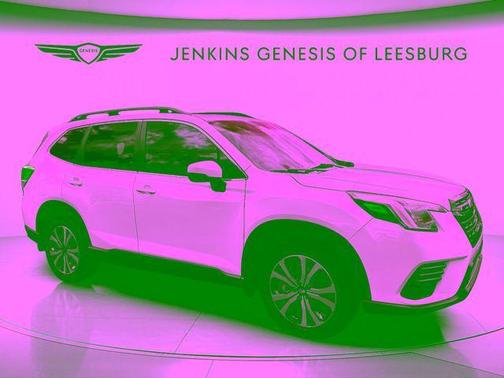 Crystal White Pearl 2023 Subaru Forester Limited