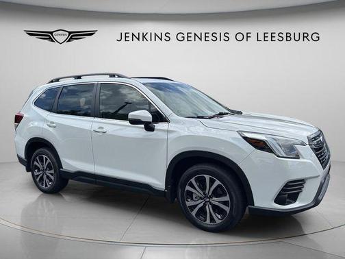 Crystal White Pearl 2023 Subaru Forester Limited