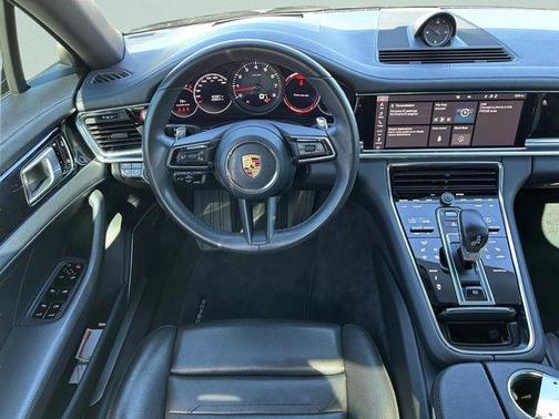 2021 Porsche Panamera Base (PDK)